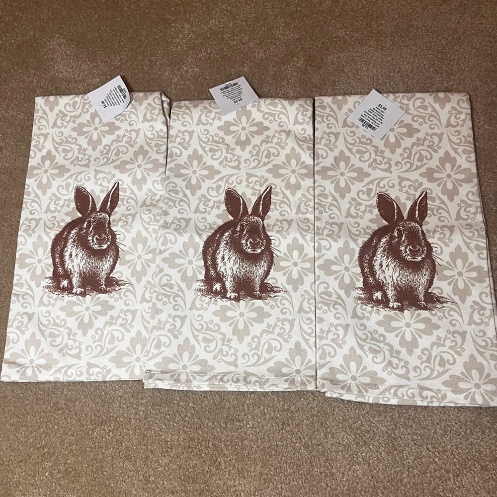 Nwt. Brown Rabbit Print Tea Towels set of 3